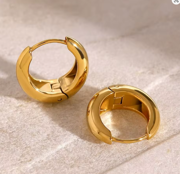 Chunky Huggie Hoops